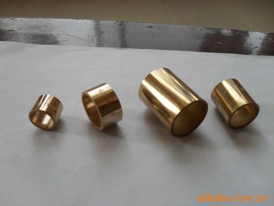 粉末冶金铜套与铁铜基含油衬套在农业机械中的应用及选购指南